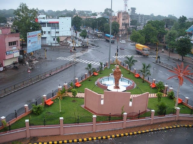 Ahilyabai Holkar Chowk on Station Road, Osmanpura, Chh. Sambhajinagar (Aurangabad) - the actual commercial junction at the heart of Osmanpura